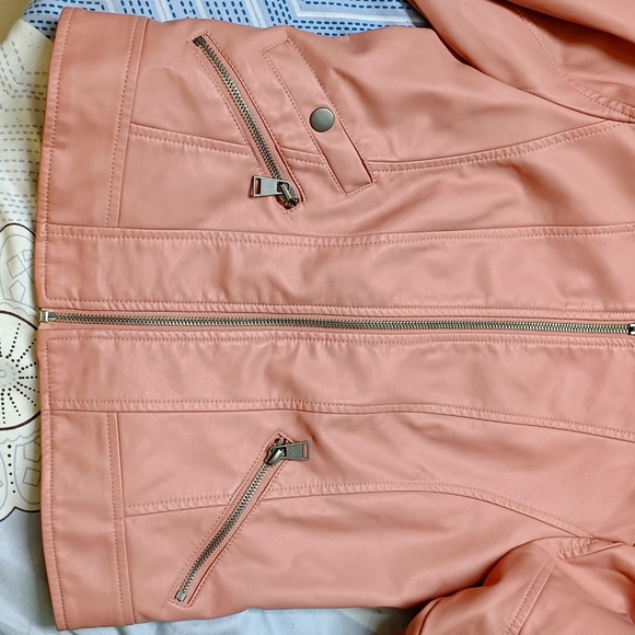 Vero Moda Old Rose Colour Faux Leather Jacket - Picture 4 of 7